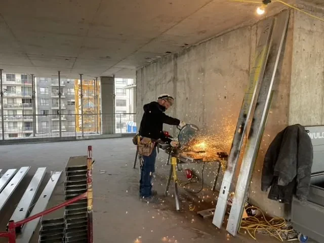 Chantier J2Z Construction – découpe d'acier
